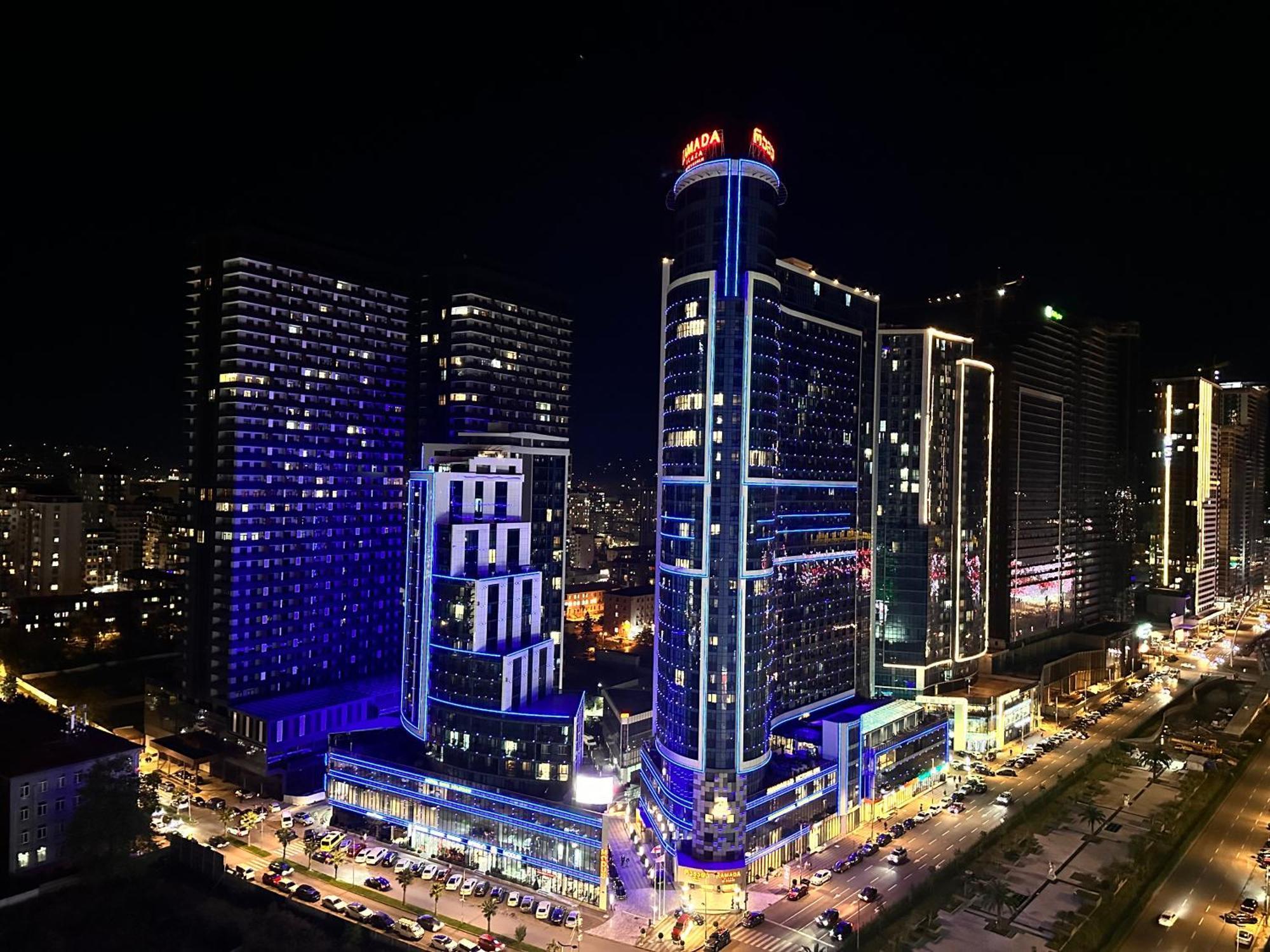 Batumi Orbi City Apart Hotel Esterno foto
