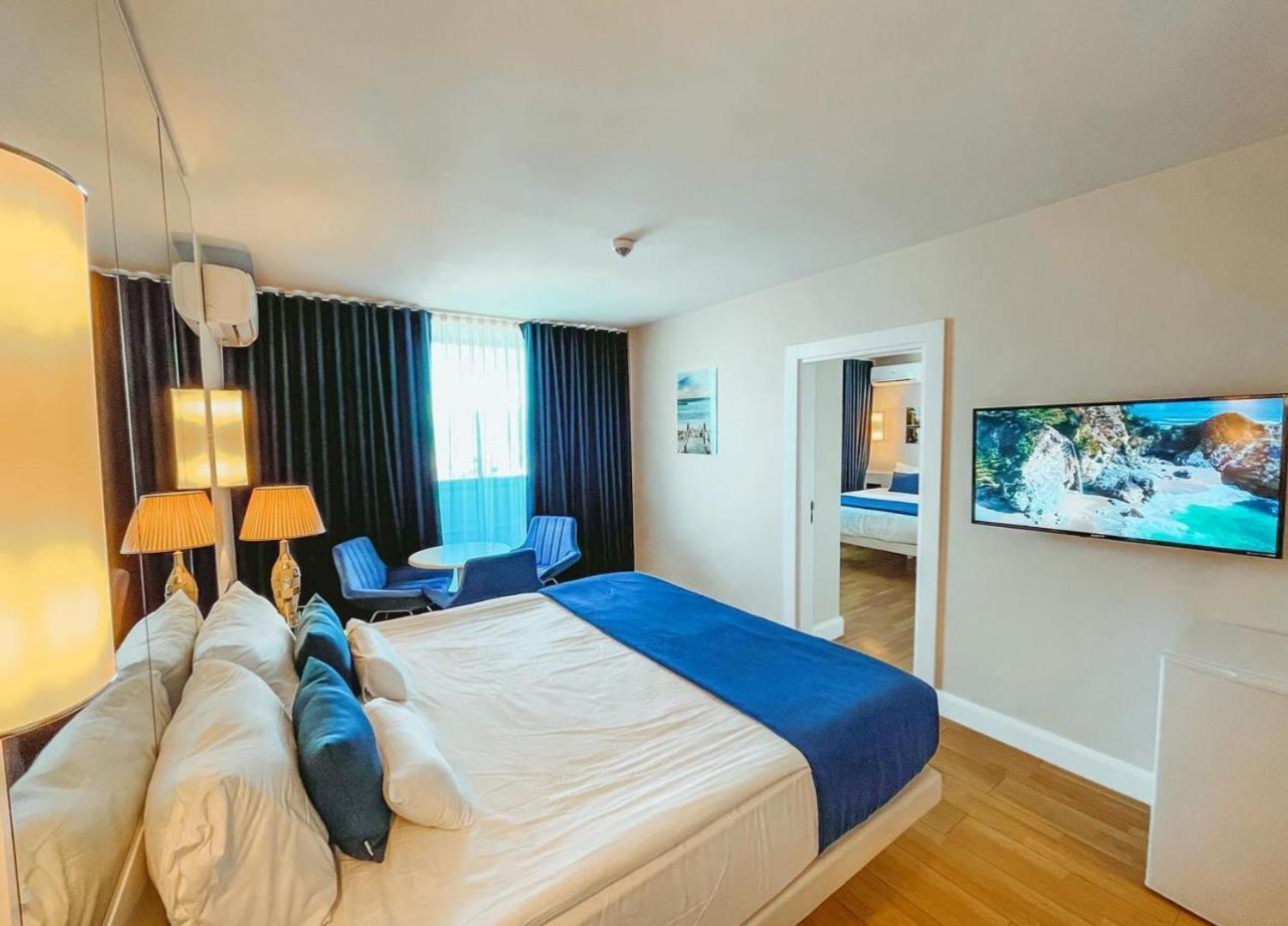 Batumi Orbi City Apart Hotel Esterno foto