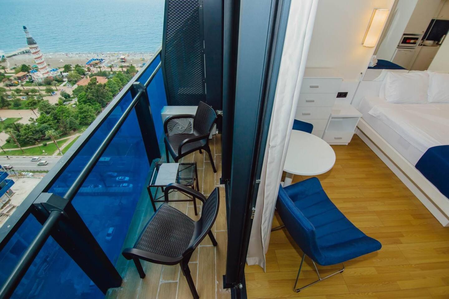 Batumi Orbi City Apart Hotel Esterno foto